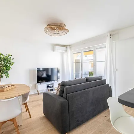 Apartment Charming A C 1br 4p - Antibes